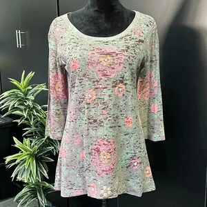 Before+Again Thermal long sleeve boat neck, high low floral print,lightweight